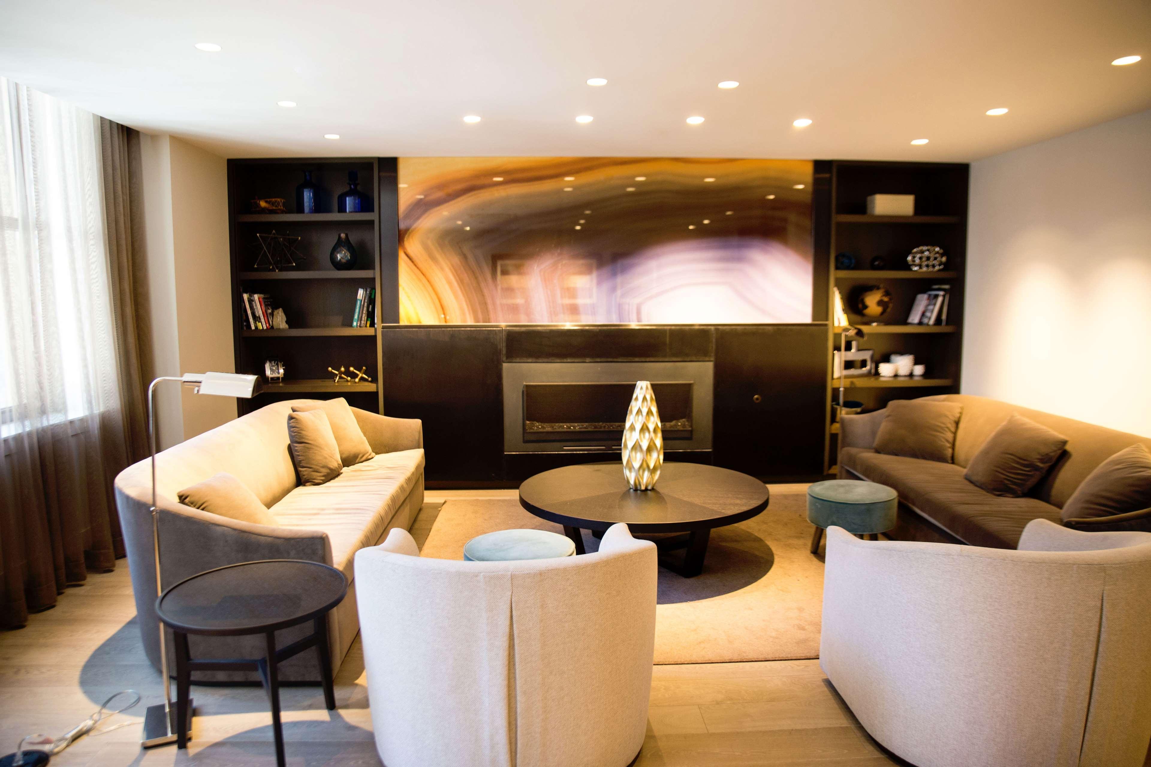 Отель Hyatt Centric The Loop Чикаго Экстерьер фото